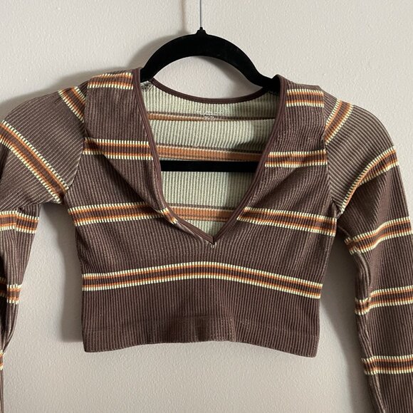 Out From Under Urban Outfitters XS/S Ribbed Josie Seamless Long Sleeve Crop Top - Picture 4 of 10